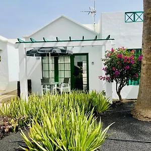 apartamento-san-puerto-del-carmen-lanzarote.puertodelcarmen-hotels.org/