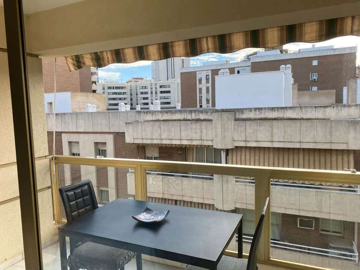 Málaga Centro habitaciones privada en apartamento compartidos 0*,  Spagna
